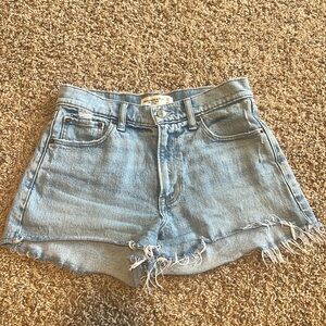 Abercrombie & Fitch Mom Short Mid Rise Jean Distressed